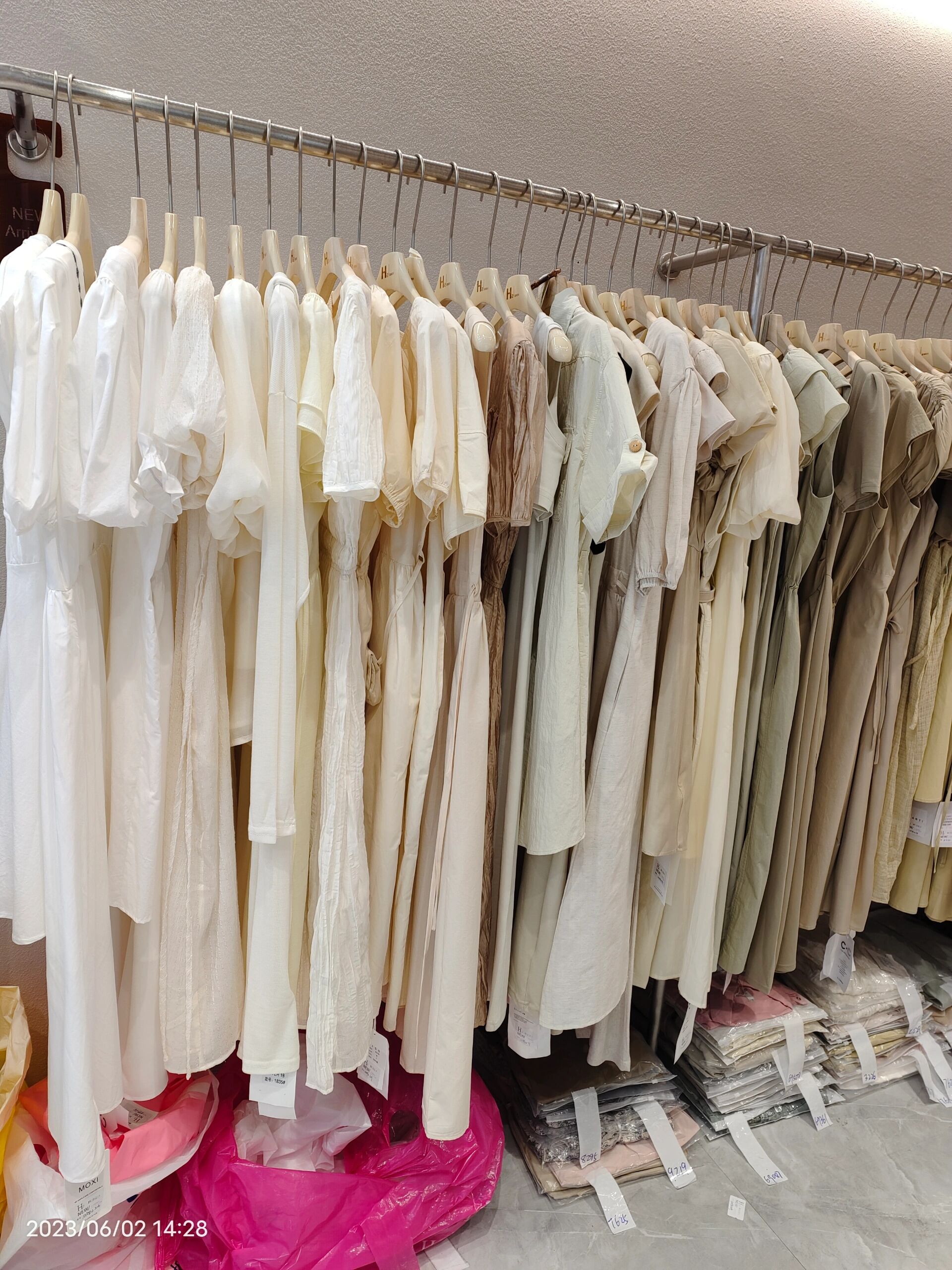 即墨服装批发市场与SeaWhen海维恩 服装服饰批发的理性观察