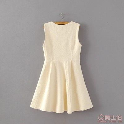 常熟市服装城天使之城美衣服装店——007K541.1蕾丝贴布高跟鞋绣花无袖裙深度解析